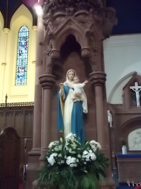 Virgin and child statue