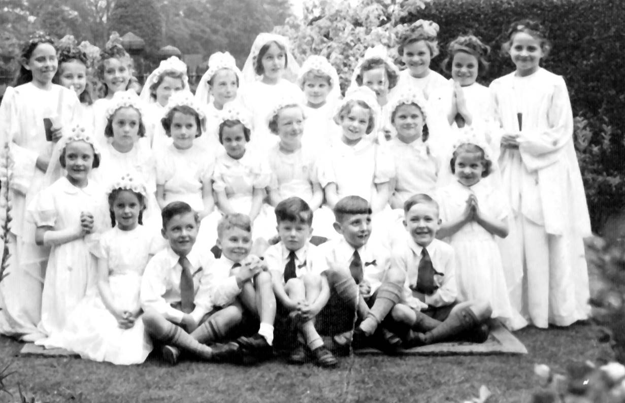 [First Holy Communion group 1954]